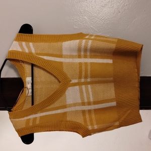 Mustard vneck cropped sweatervest
